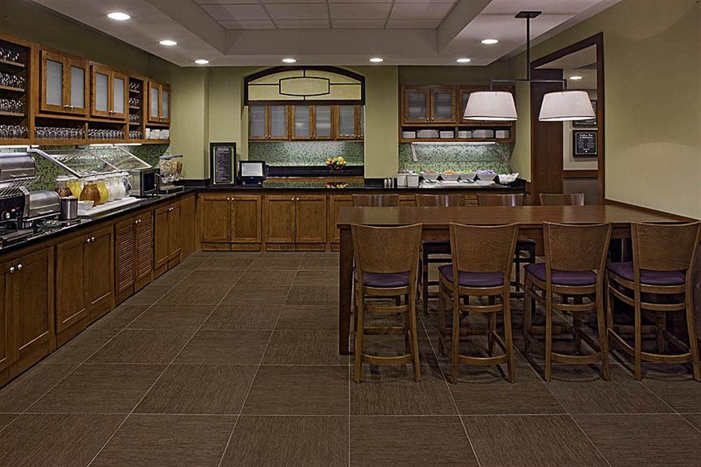 Hyatt Place Atlanta Alpharetta North Point Mall Restoran fotoğraf